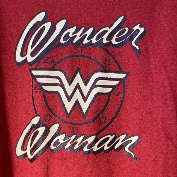 Wonder Woman Athletic Pullover Sweatshirt Comics Junior Red and Blue XL - Picture 2 of 10